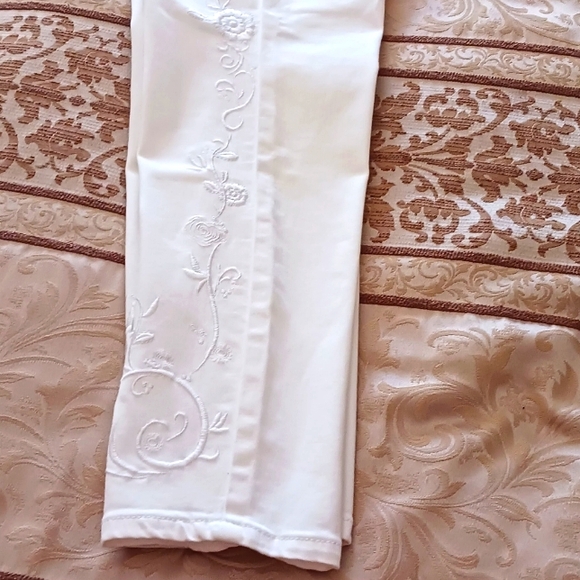 EARL JEANS SKINNY ANKLE EMBROIDERY ON LEG. 12 WHITE NWT - Picture 12 of 13